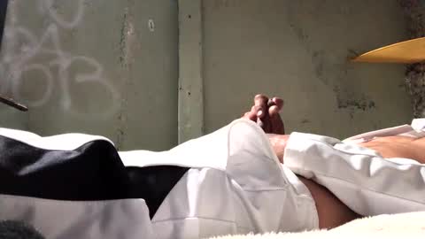 johnjonnnn28 online show from January 22, 1:53 pm