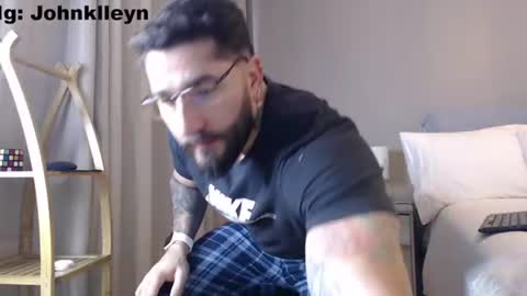 john online show from June 15, 8:34 pm