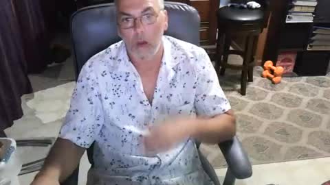 Johnnie online show from September 24, 3:02 am