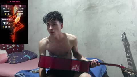 johnny_cagee online show from May 5, 8:25 pm