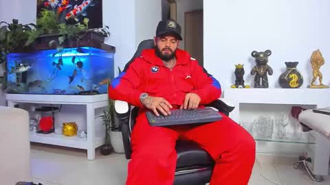 JOHNNY online show from January 8, 1:33 am