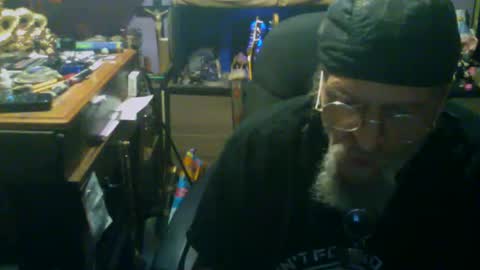 Snapshot of johnnyshung1 chatting on September 14, 6:04 am johnnyshung1 online show from September 14, 6:04 am