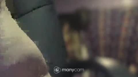 Snapshot of johnnyshung1 chatting on January 8, 9:32 am johnnyshung1 online show from January 8, 9:32 am