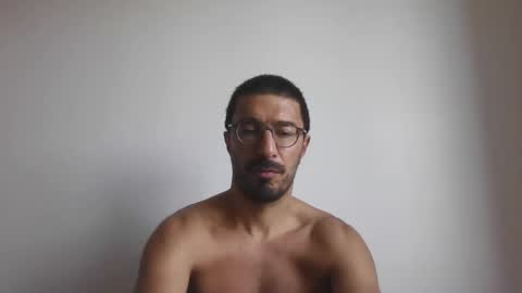 Snapshot of johnparis7575 chatting on September 30, 10:48 am Johnfrench online show from September 30, 10:48 am