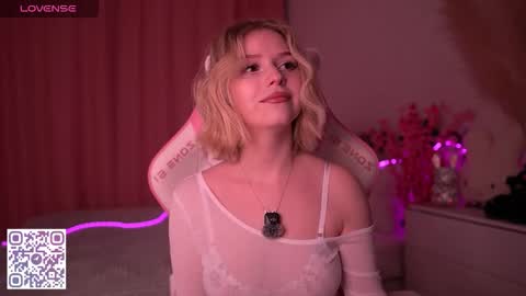 Paula online show from March 15, 2:27 am