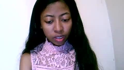 joliekah27 online show from July 3, 7:35 am