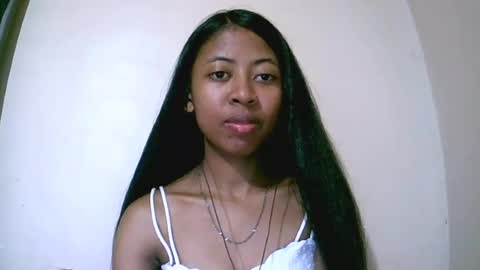 joliekah27 online show from July 9, 8:35 pm