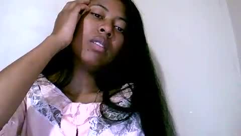 joliekah27 online show from July 13, 9:18 pm