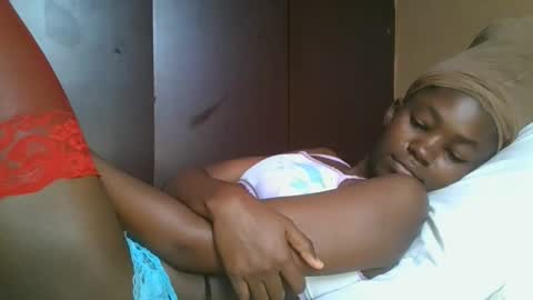 jollynabeb online show from October 24, 6:14 am