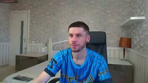 JonahShaw online show from June 29, 4:31 am
