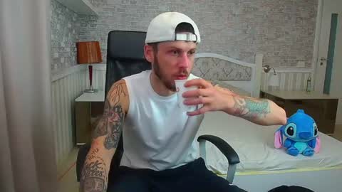 JonahShaw online show from July 18, 4:58 am