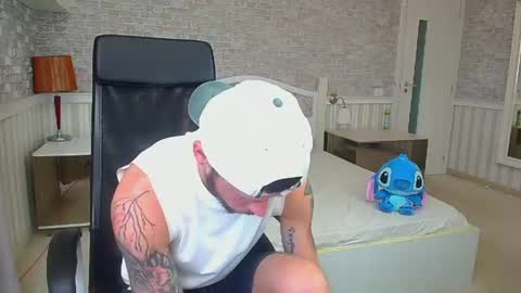 JonahShaw online show from July 21, 10:39 am