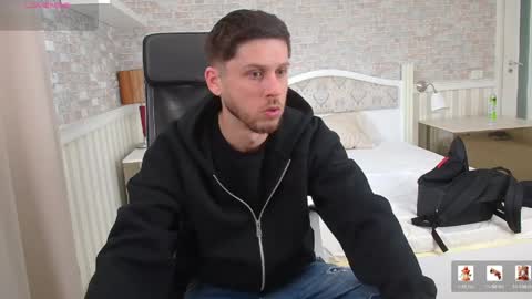 JonahShaw online show from April 29, 8:30 am