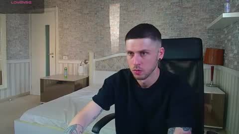 JonahShaw online show from June 21, 4:19 am