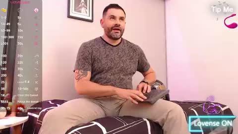  JONAS BEARD  online show from June 20, 7:42 pm