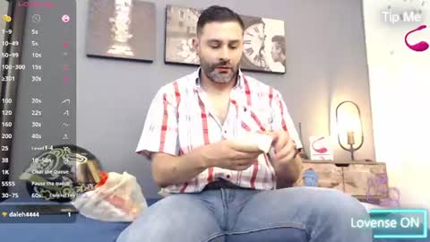  JONAS BEARD  online show from July 22, 5:48 pm