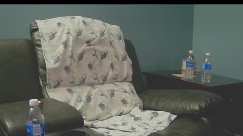 Snapshot of jonathanliyaz1 chatting on September 21, 12:36 am royjon online show from September 21, 12:36 am