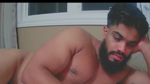 Snapshot of jonathanliyaz1 chatting on September 23, 1:54 am royjon online show from September 23, 1:54 am