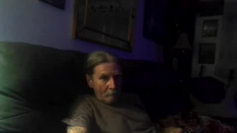 Jonelvis123456 online show from August 2, 7:21 am