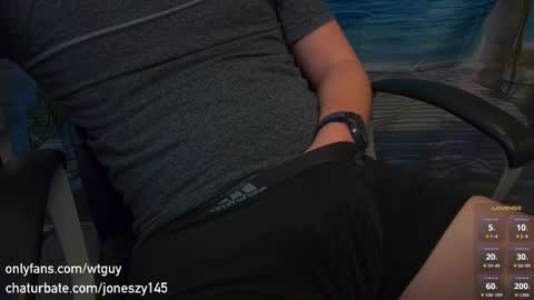 WhteGuy online show from May 2, 5:24 am