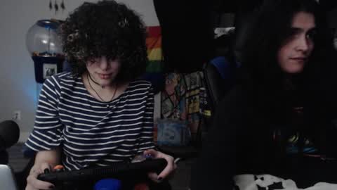 jonmessfan online show from November 11, 8:49 am