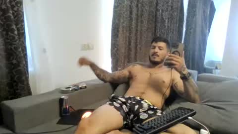 jonnyporn1 online show from June 27, 10:10 am