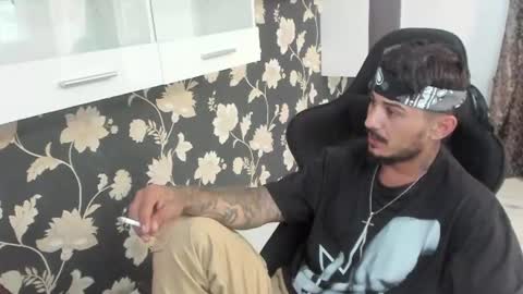jonnyporn1 online show from July 22, 8:27 am