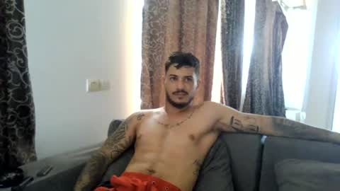 jonnyporn1 online show from June 24, 12:01 pm