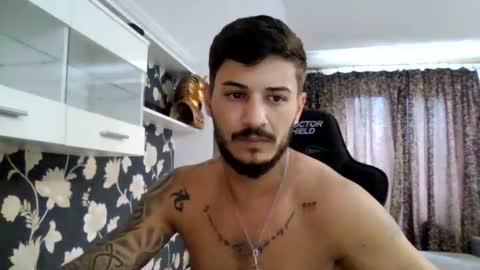 jonnyporn1 online show from July 7, 12:09 pm