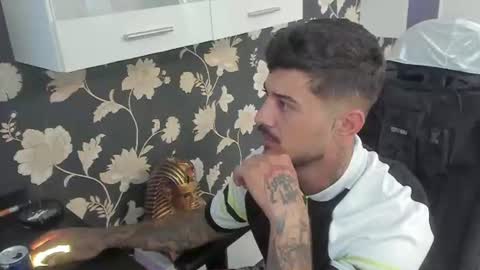 jonnyporn1 online show from July 28, 8:23 am