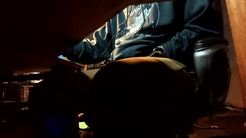 Jonathon Swift online show from December 25, 5:37 am