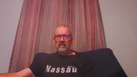 Snapshot of jony_five chatting on September 11, 1:18 am Jon online show from September 11, 1:18 am