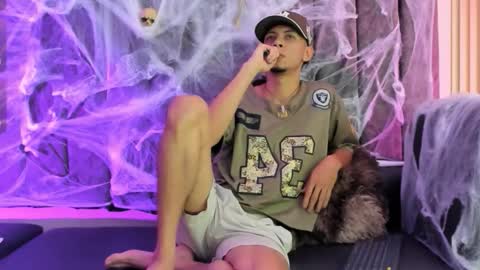 jordan_and_dustin online show from October 7, 5:36 am