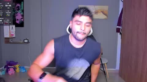 JordanRossie online show from June 15, 10:57 pm
