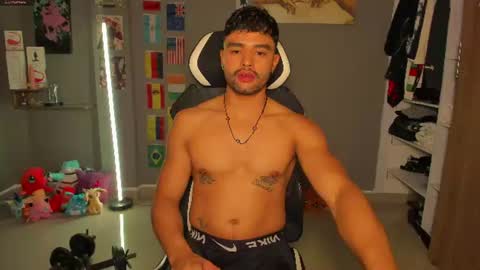 JordanRossie online show from July 17, 1:51 am