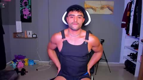 JordanRossie online show from June 9, 11:48 pm
