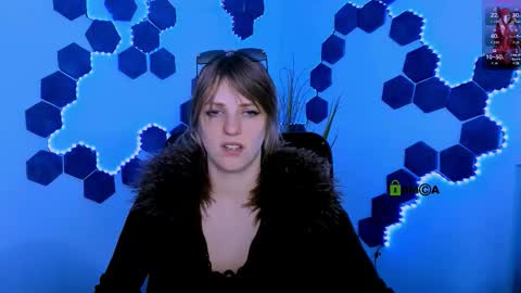 jose_fairy online show from March 6, 7:57 pm