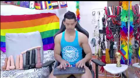 jose_rumbero91 online show from June 23, 12:22 pm