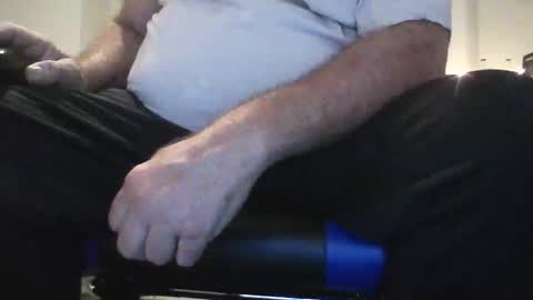 josehosebb online show from December 31, 8:04 am