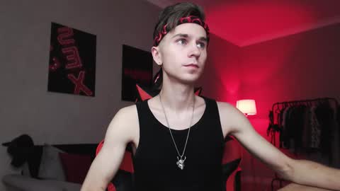 Master Joseph online show from November 15, 7:43 am