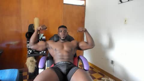 MR OAK online show from June 10, 7:35 pm