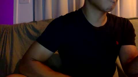 joshasian0713 online show from February 22, 12:19 pm