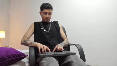 JoshBeech online show from February 16, 1:09 pm