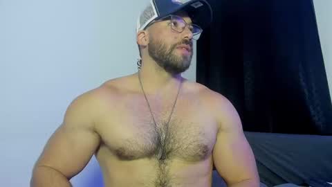 Snapshot of joshualyon chatting on October 6, 5:42 pm Joshua The Lion online show from October 6, 5:42 pm