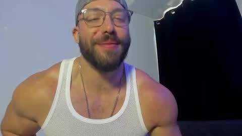 Snapshot of joshualyon chatting on October 9, 5:51 pm Joshua The Lion online show from October 9, 5:51 pm