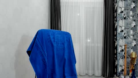 joshuamuscle69 online show from December 4, 7:30 am