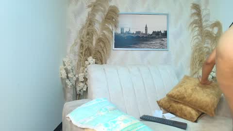 loly online show from December 2, 10:46 am