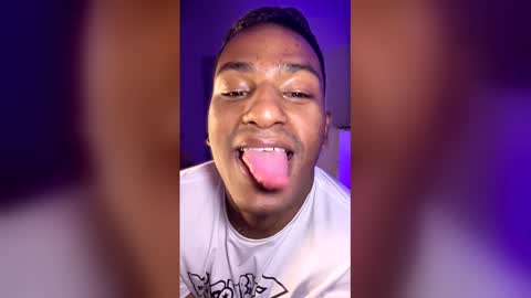 JOSS JORDAN  online show from April 25, 1:35 pm