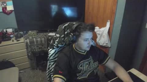 Yazzu online show from February 16, 7:56 pm