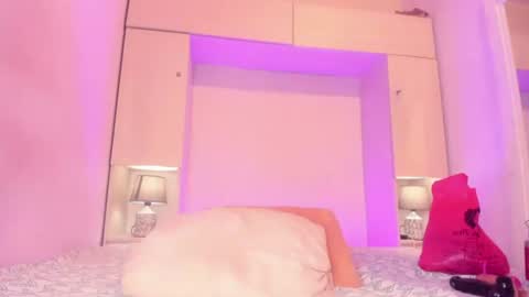 joyceblake online show from July 1, 3:59 am